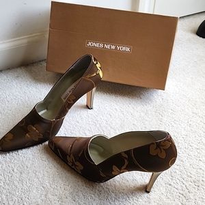 Jones of New York heels